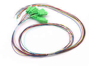 Jarretière et pigtails de fibre optique